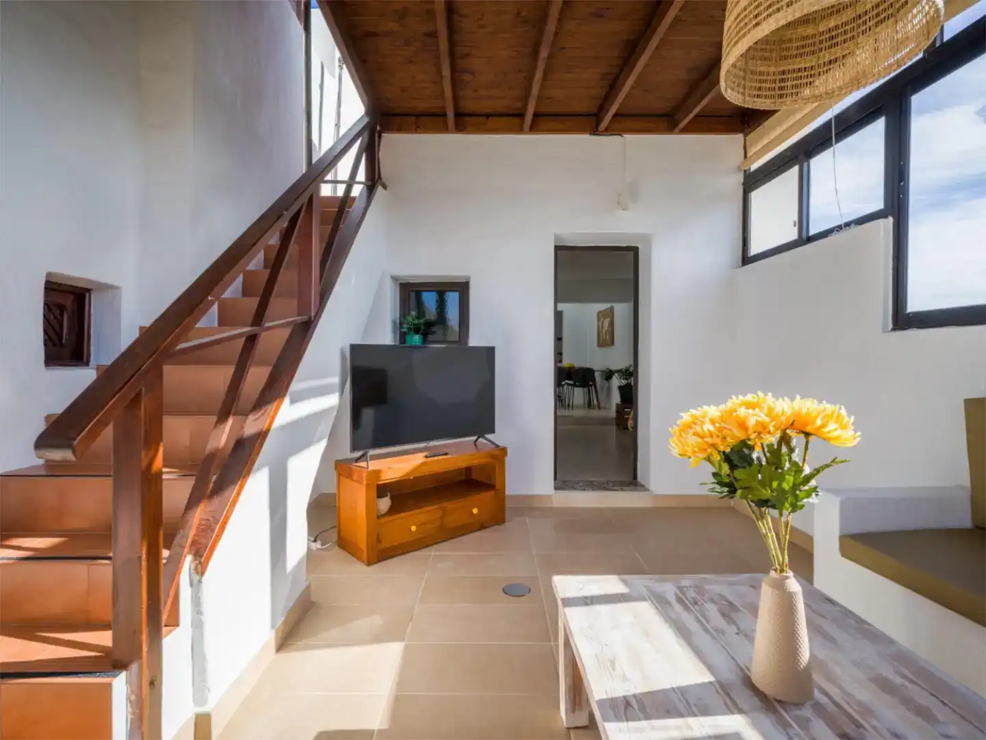 Sala de estar de Casa adosada en venta en Haría con Trastero, Horno y Lavadora
