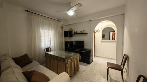 Foto 4 von Erdgeschoss zur Miete in Calle Araquil, El Plantinar – Avda. La Paz - El Juncal, Sevilla Capital
