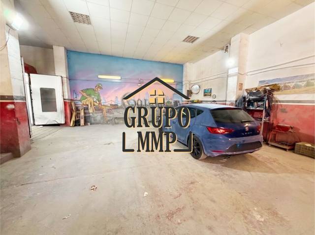 Local comercial en Venta en Ensanche - Parque Santa Rosa