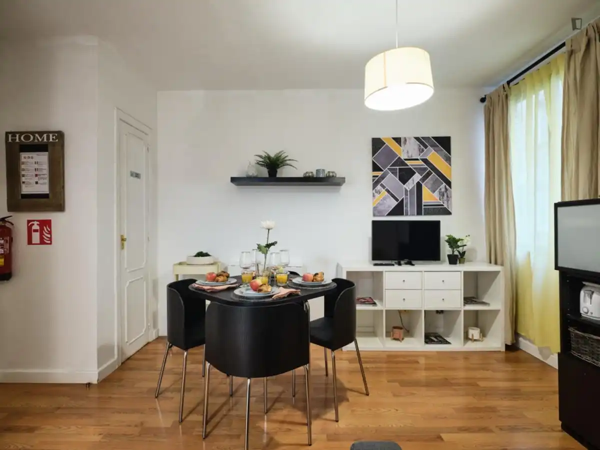 Apartamento con ascensor en alquiler en Barrio de Salamanca