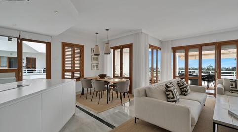 Foto 2 de Apartament en venda a Nueva Andalucía centro, Marbella