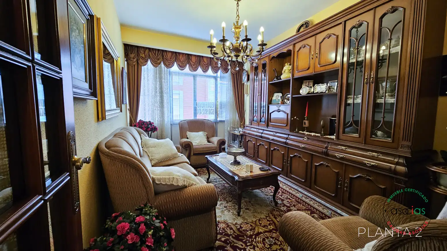Sala d'estar de Edifici en venda en Tineo