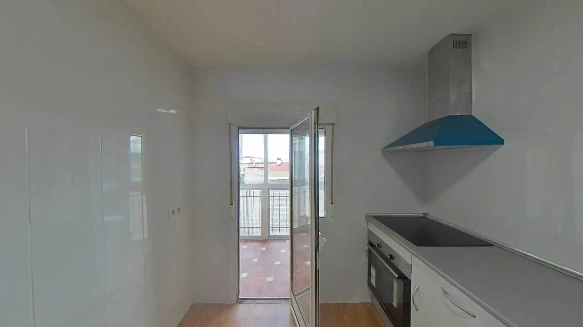 Küche von Wohnung zum Verkauf in Alcalá de Henares mit Heizung, Terrasse und Abstellraum