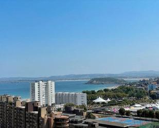 Vista exterior de Apartament de lloguer en Santander amb Calefacció, Traster i Moblat