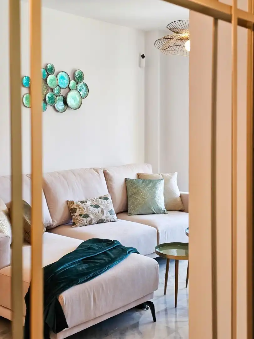 Sala d'estar de Apartament de lloguer en Marbella amb Aire condicionat, Moblat i TV