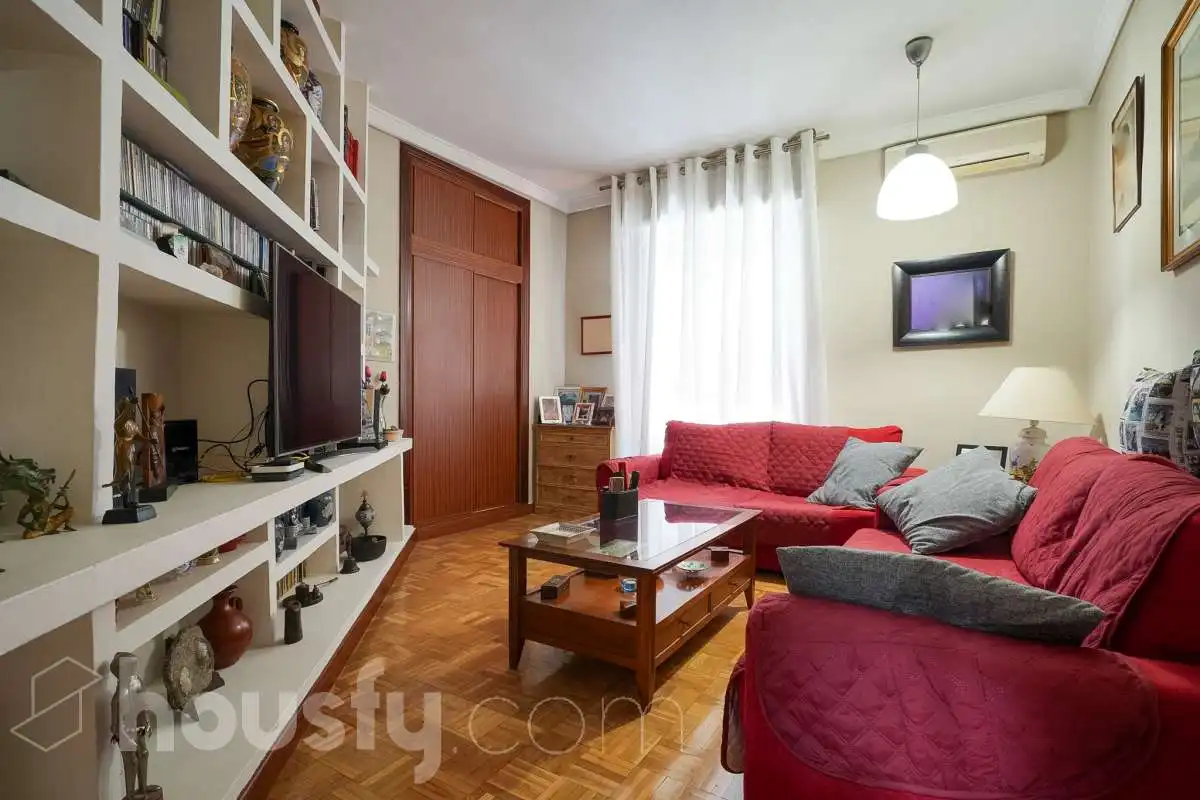 Piso en venta en Calle Cardenal siliceo, Prosperidad