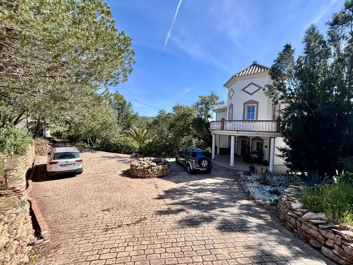 Vista exterior de Casa o xalet en venda en Mijas amb Calefacció, Jardí privat i Terrassa
