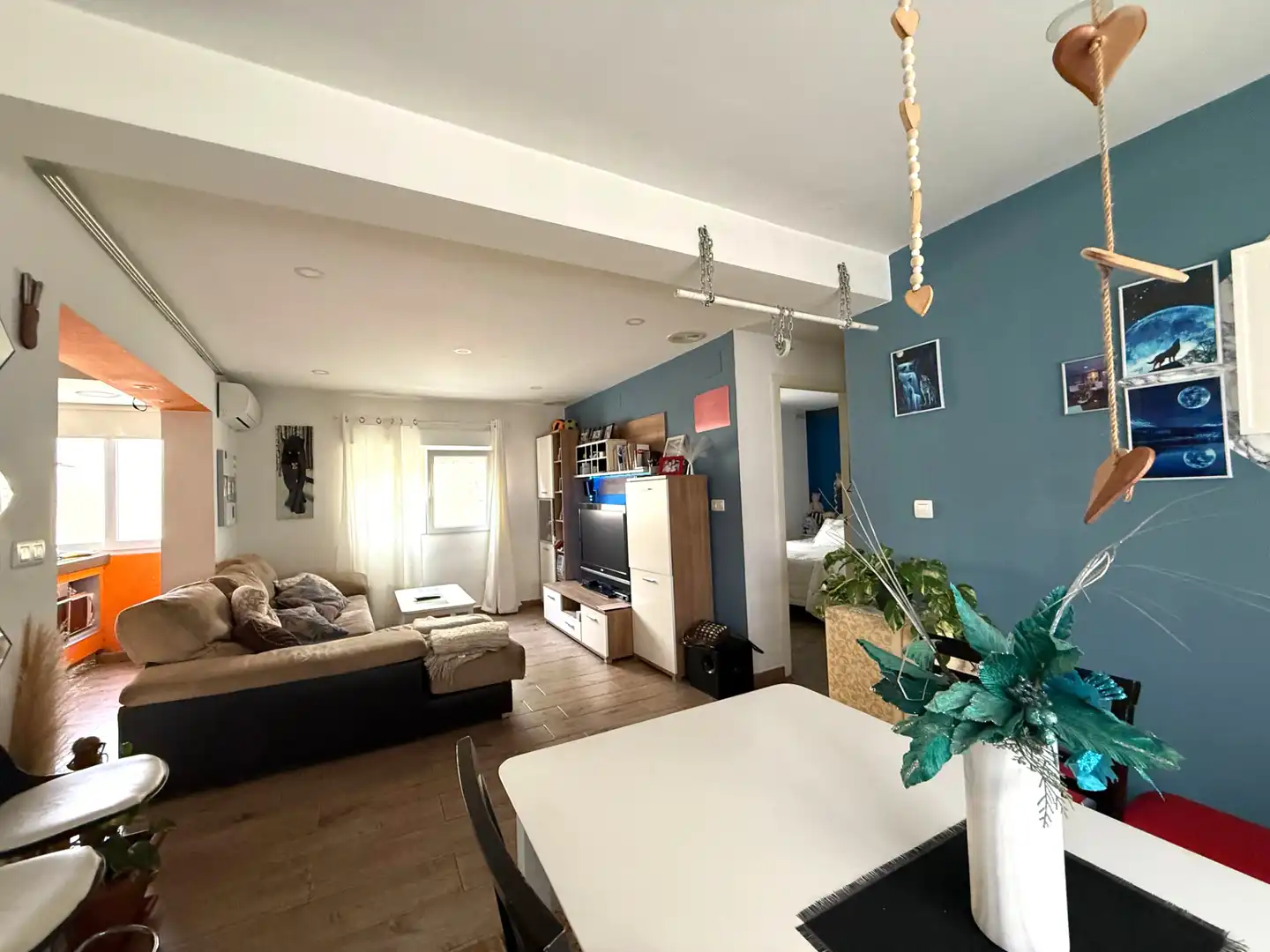 Sala d'estar de Pis en venda en Granada amb Aire condicionat, Forn i Rentadora