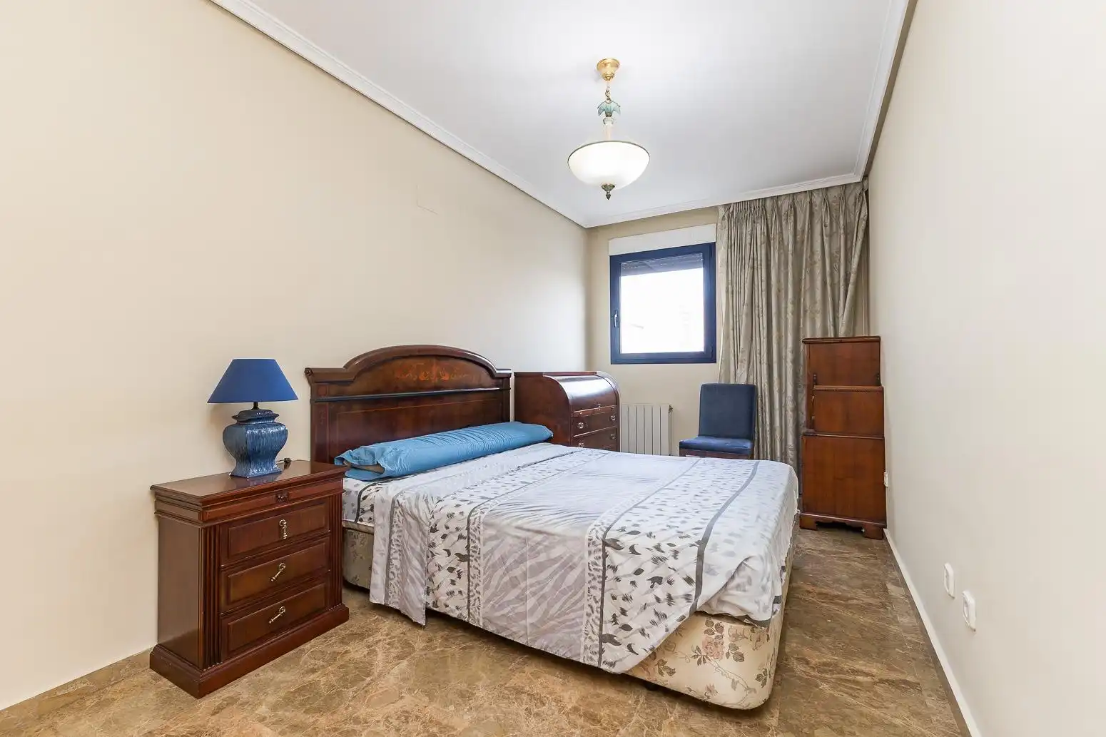 Habitación de Piso en venta en Valencia con Aire acondicionado y Calefacción