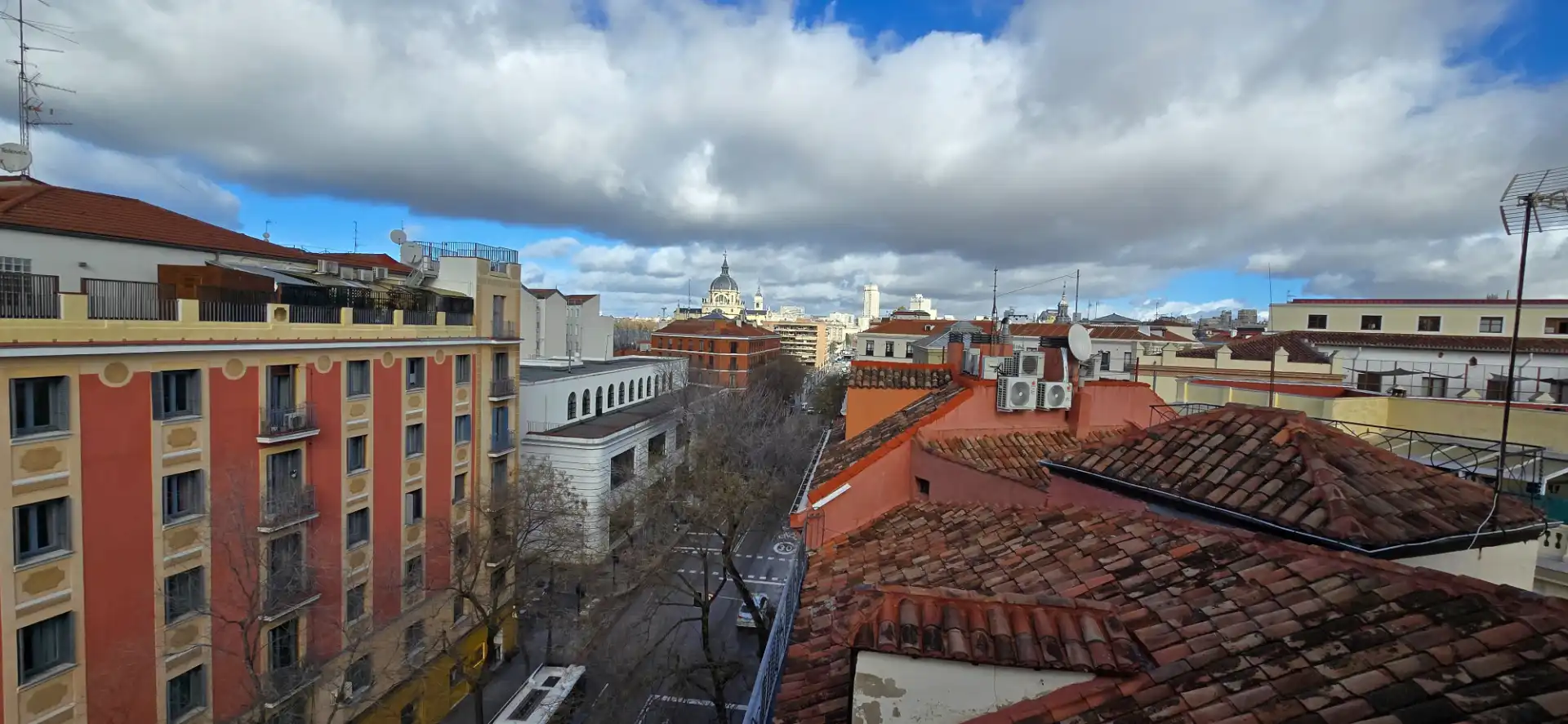 Vista exterior de Ático en venta en Madrid con Aire acondicionado, Calefacción y Parquet