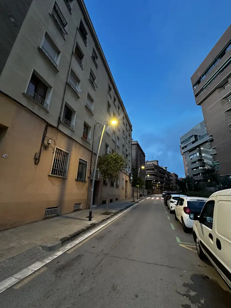Vista exterior de Pis en venda en Esplugues de Llobregat