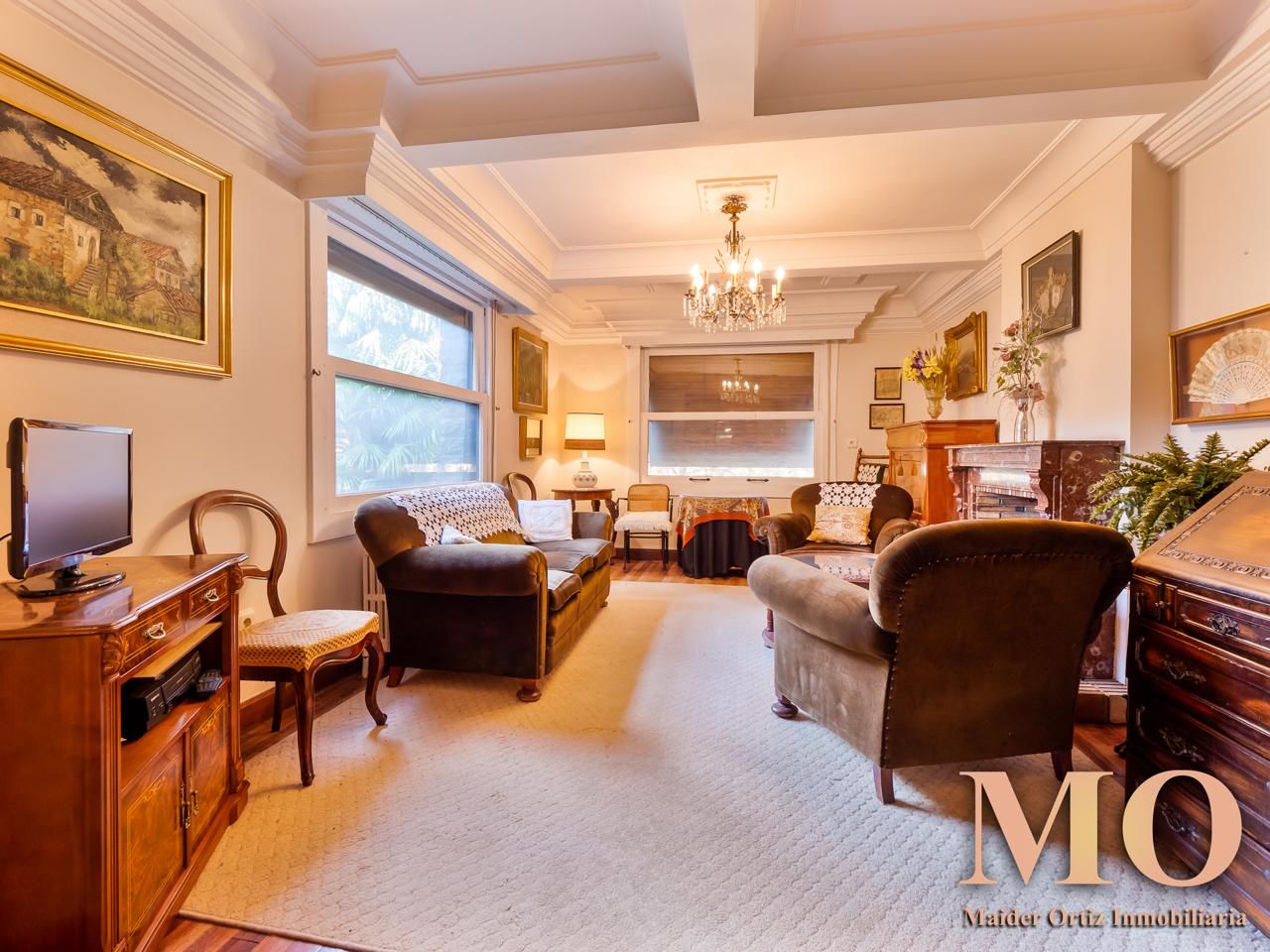 Sala d'estar de Dúplex en venda en Bergara amb Calefacció