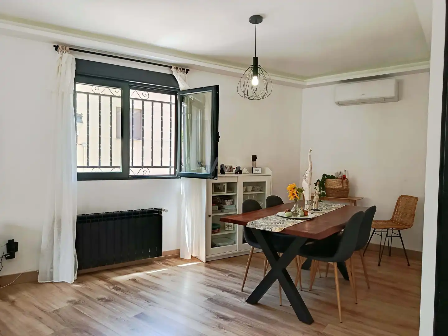 Dining room of Houses for sale in Meco  with Air Conditioner, Heating and Terrace