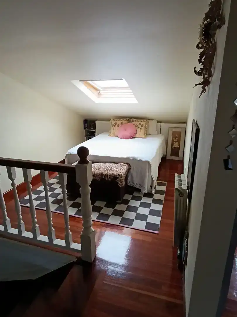 Dormitori de Casa o xalet en venda en Ribamontán al Mar amb Jardí privat, Parquet i Moblat
