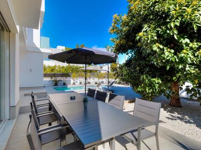 Terrace of House or chalet for sale in Marbella  with Air Conditioner and Furnished