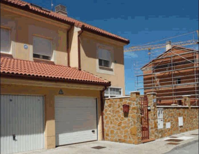 Foto 1 de Casa adosada en venta en Soto del Obispo, La Lastrilla , Segovia