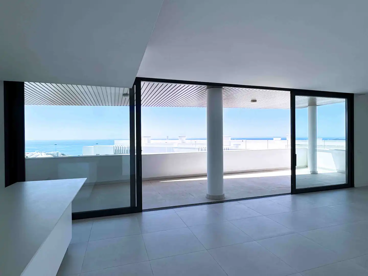 Neubau-Wohnung mit Pool zum Verkauf in Avenida 8 de Marzo 32, imagen 4