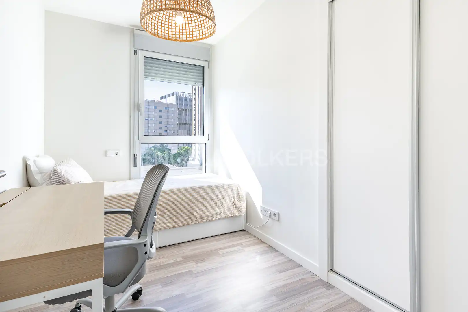 Bedroom of Flat for sale in Sant Adrià de Besòs  with Air Conditioner, Heating and Parquet flooring