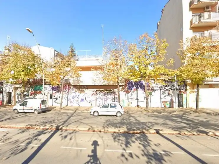 Wohnbaugrundstück zum Verkauf in Passeig dels Països Catalans 76, imagen 3