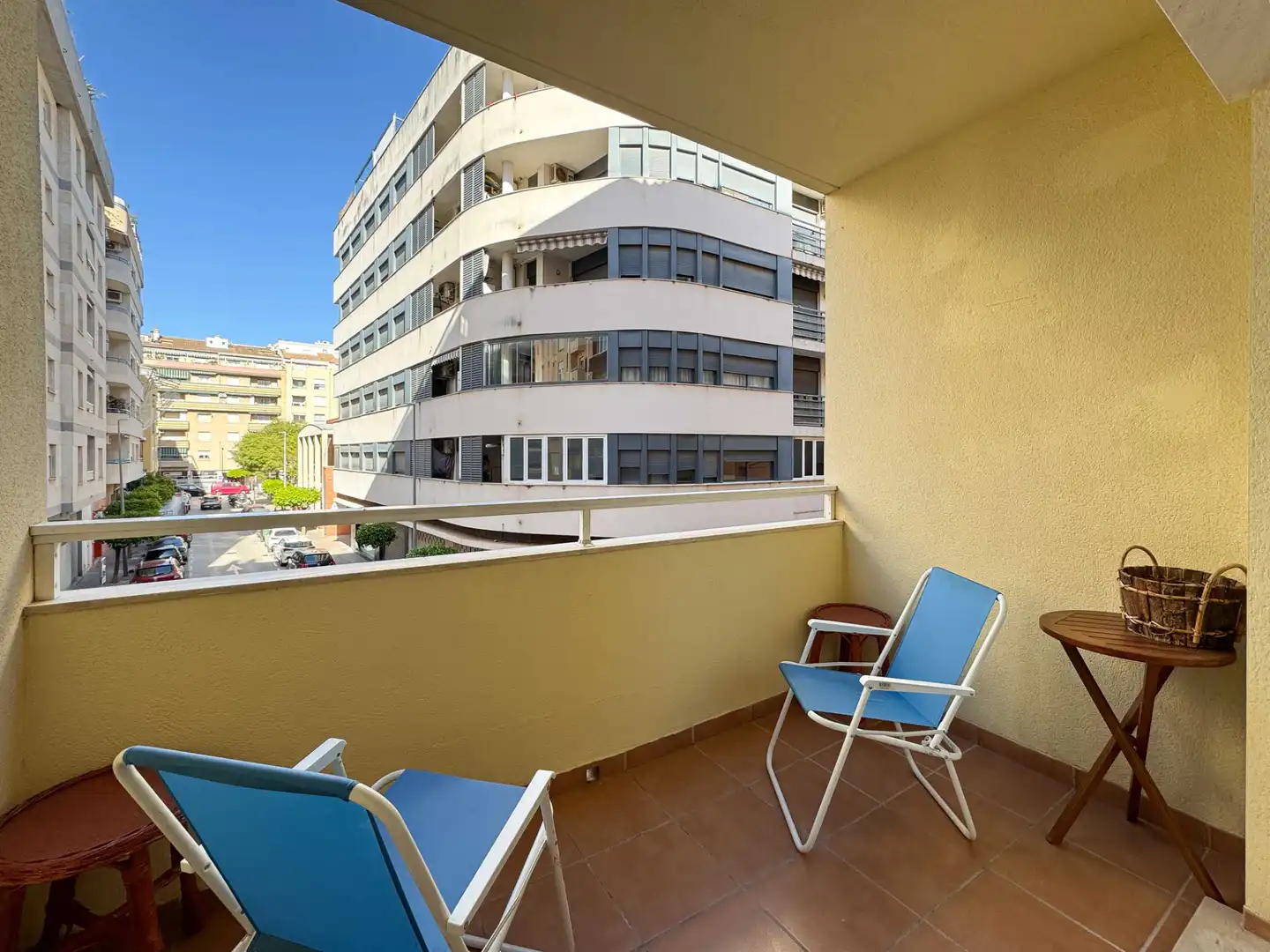 Terraza de Piso de alquiler en Dénia con Aire acondicionado, Terraza y Amueblado