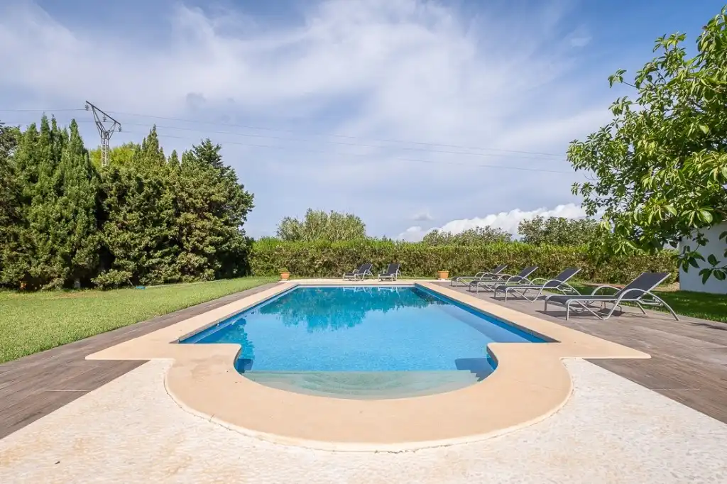 Piscina de Finca rústica en venda en Alcúdia amb Aire condicionat, Calefacció i Jardí privat