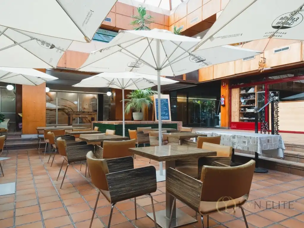 Local comercial en venta en Avenida Monteclaro, imagen 27