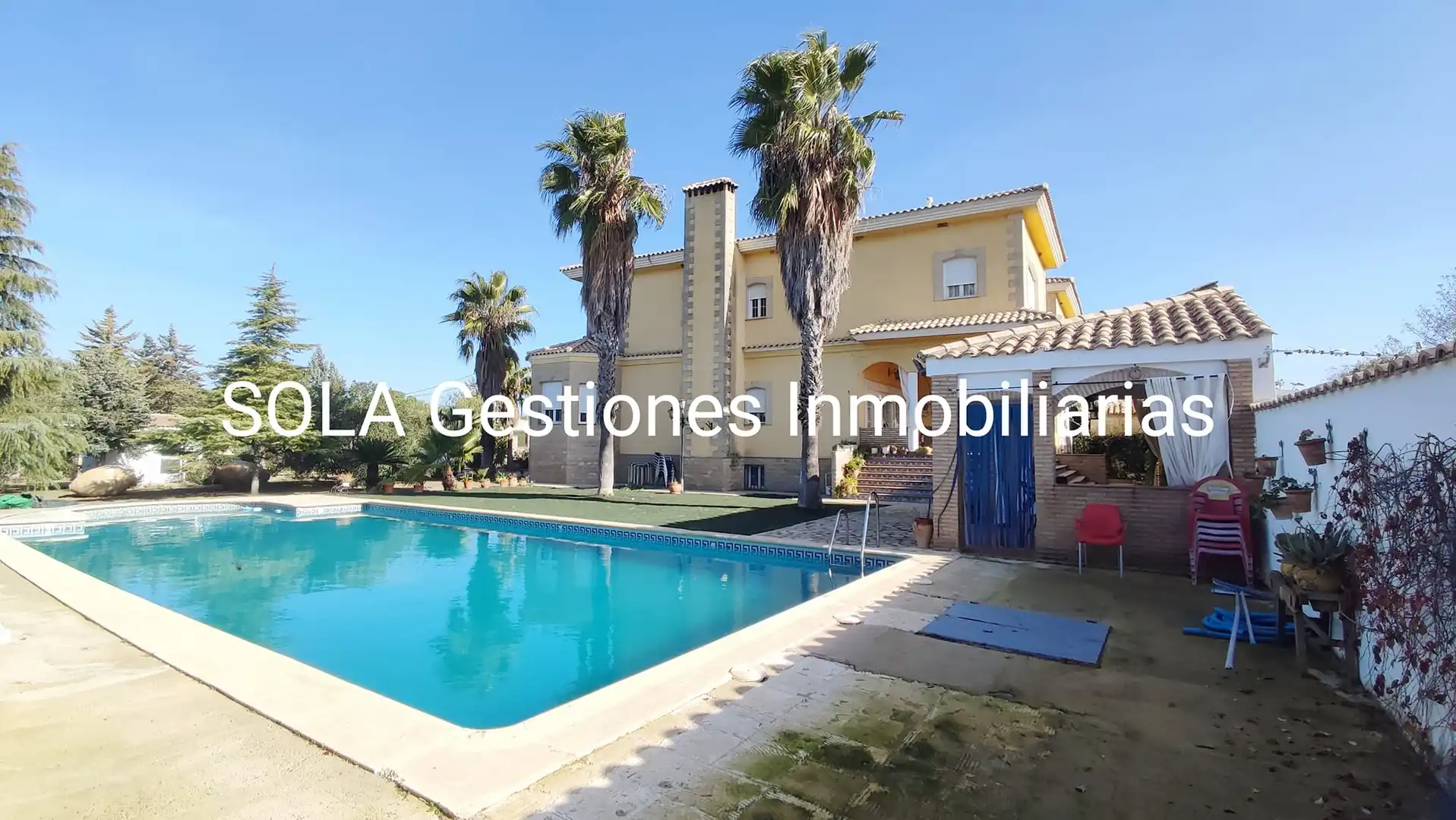 Xalet amb terrassa en venda a Torreperogil