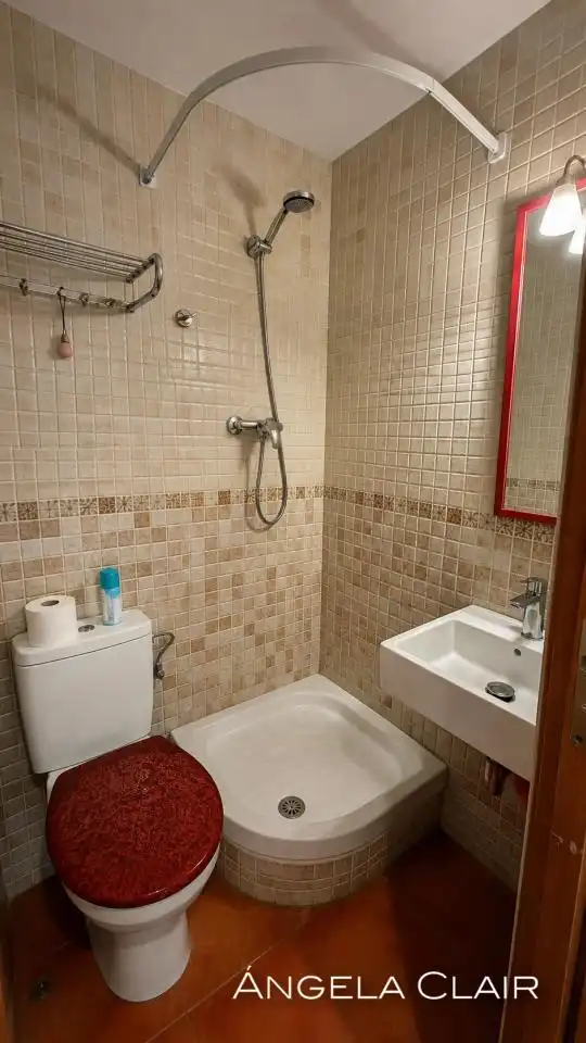 Bathroom of Flat for sale in Barcelona  with Air Conditioner, Heating and Parquet flooring