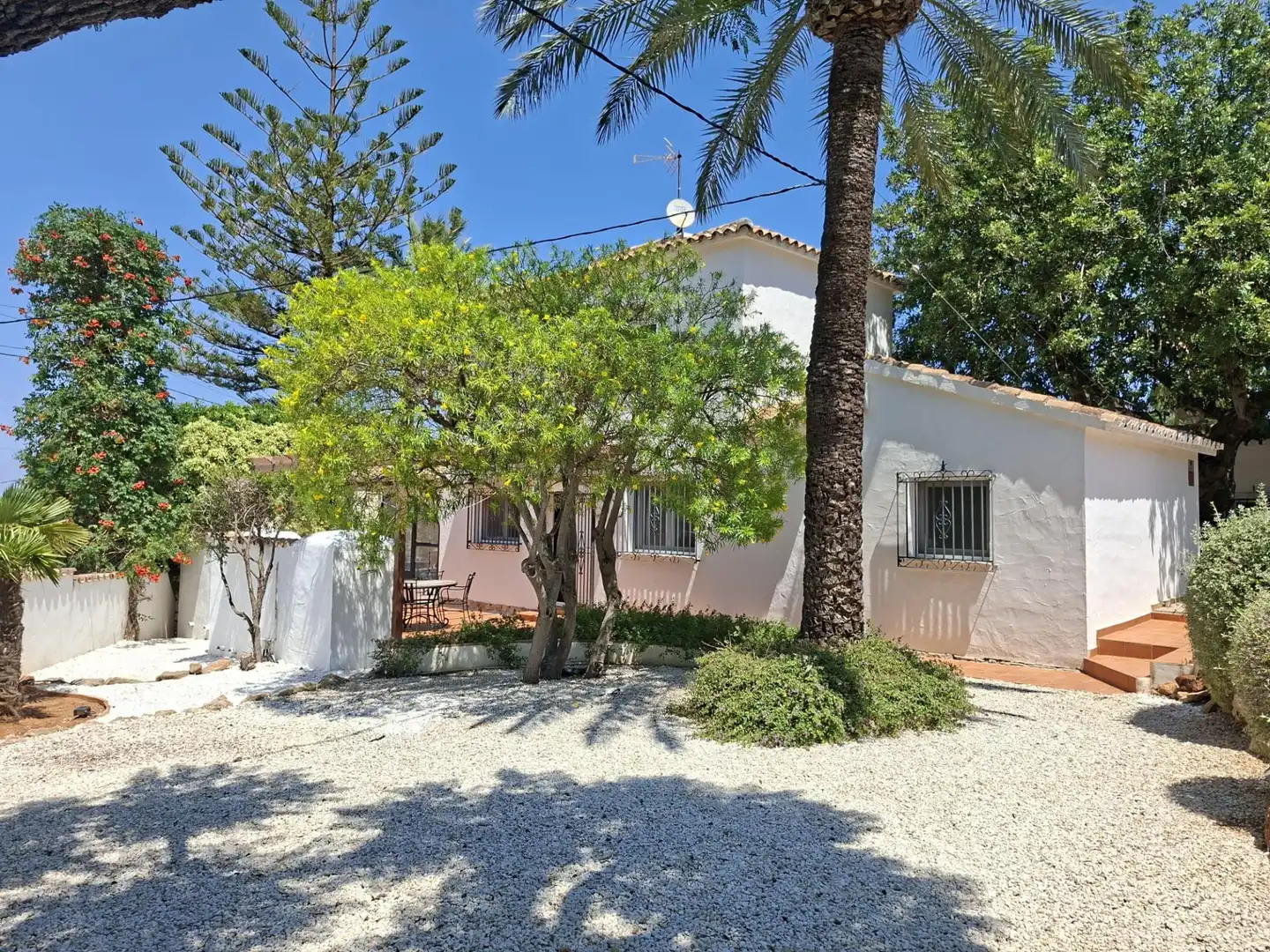 Exterior view of Houses for sale in Dénia