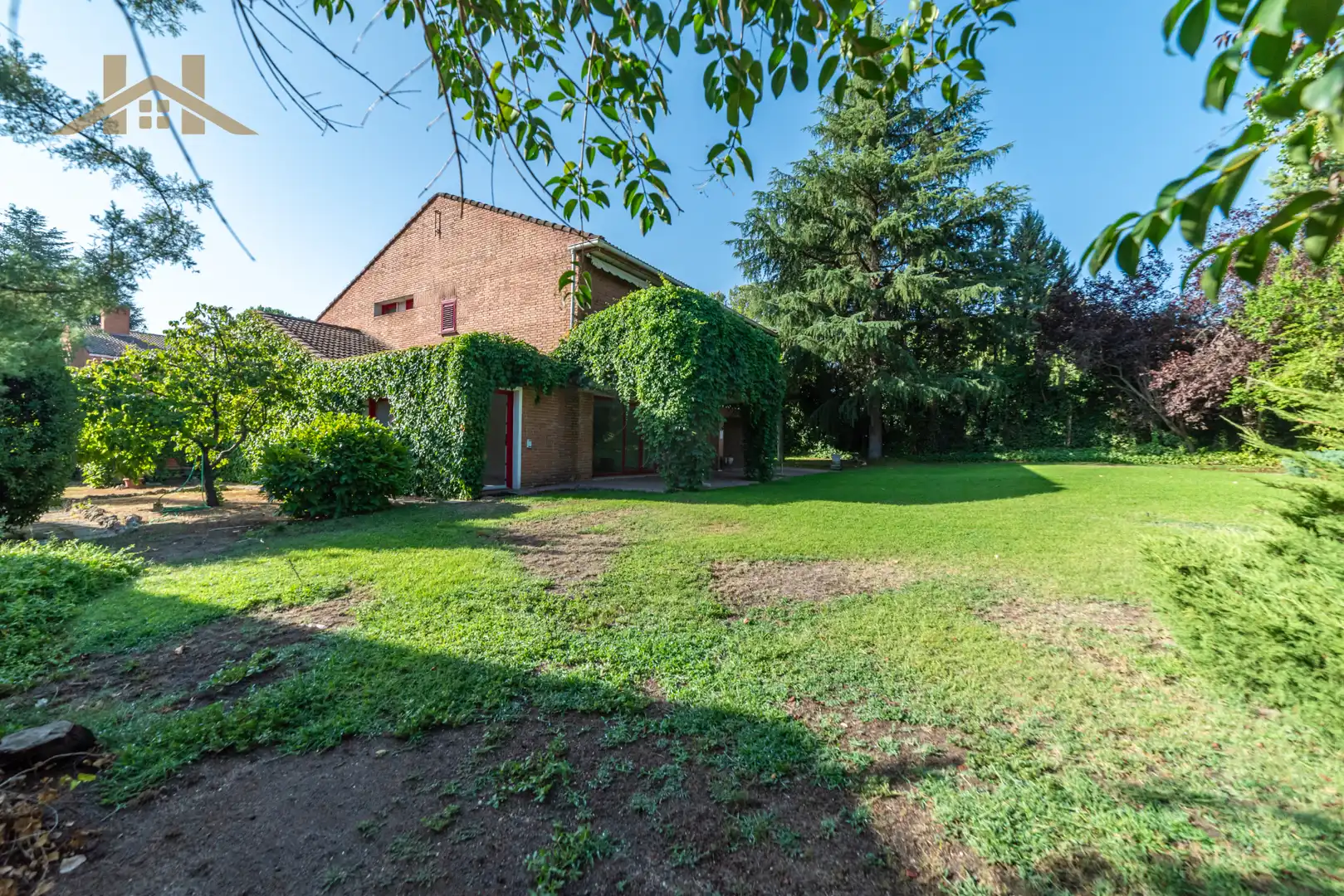 Jardí de Casa o xalet en venda en Majadahonda amb Calefacció, Parquet i Terrassa
