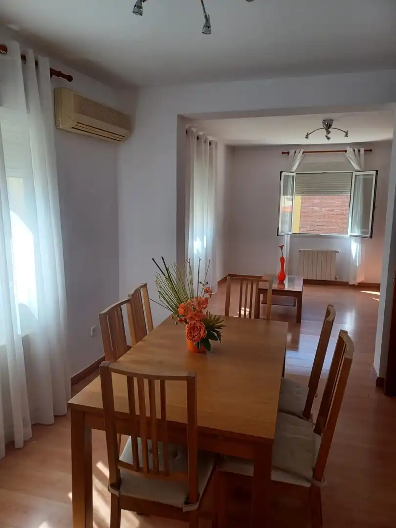 Piso de alquiler en MARCELINO ALVAREZ, Ventas