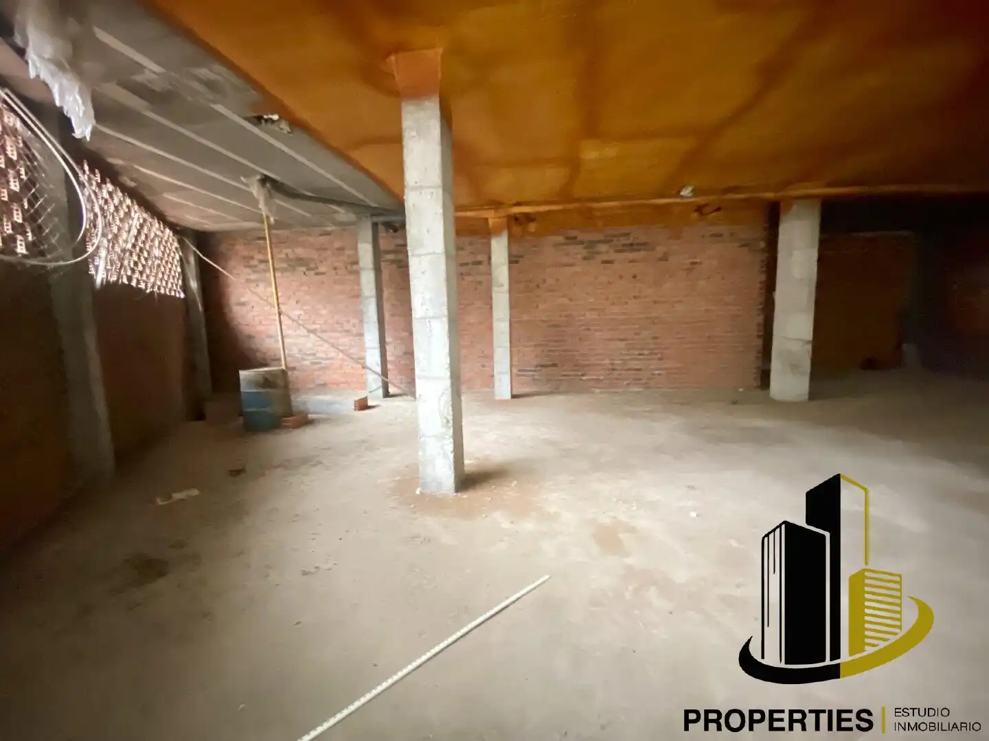 Local comercial en venda a Guijuelo, imagen 4