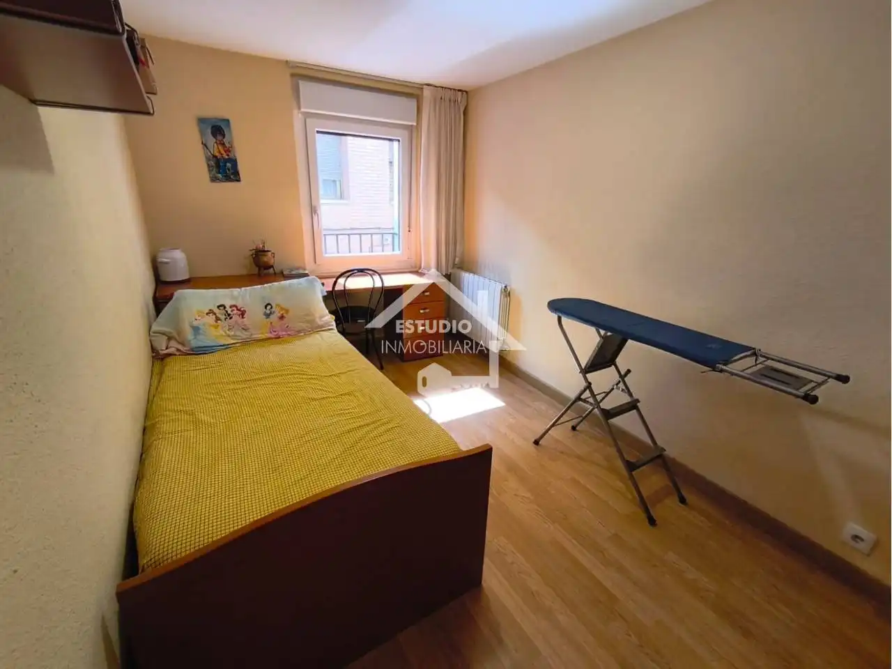 Bedroom of Houses for sale in Alesanco  with Heating, Private garden and Furnished