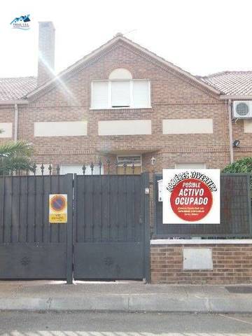 Casa adosada en Venta en Calle del Cerro en Villanueva de la Torre