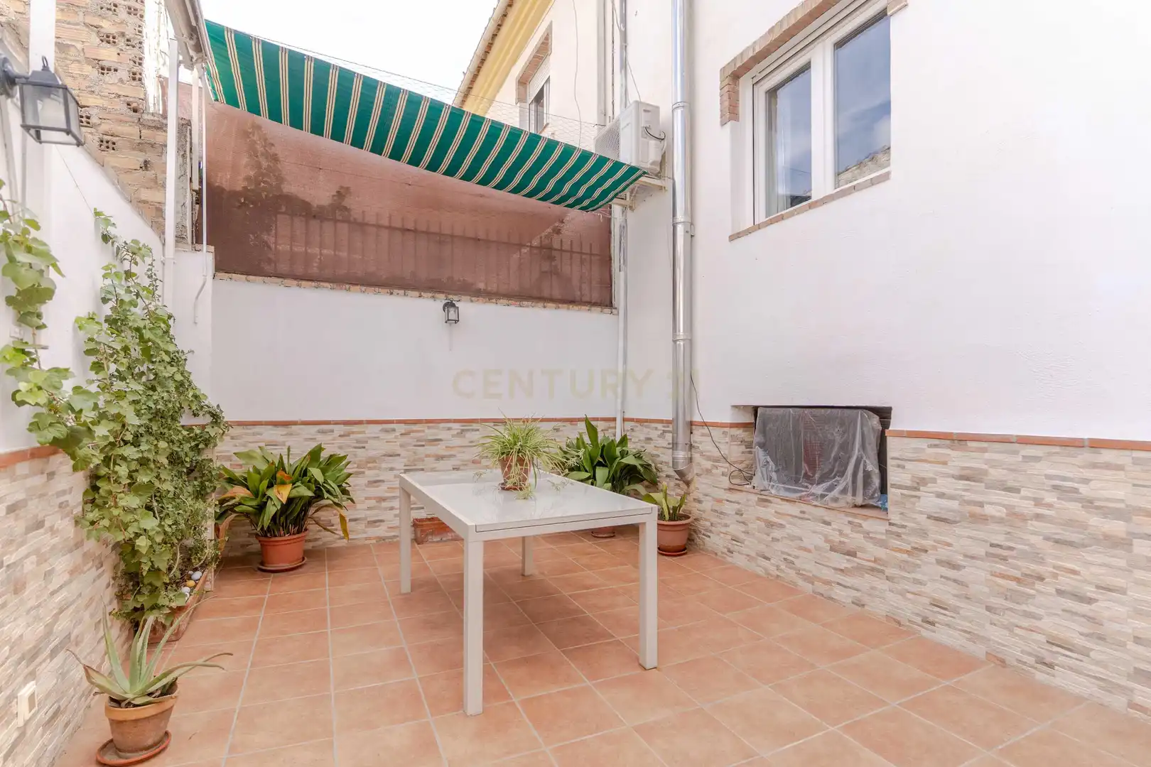 Adosado en venta en CL ALHAMBRA 8 VILLA DE OTURA (GRANADA), imagen 4