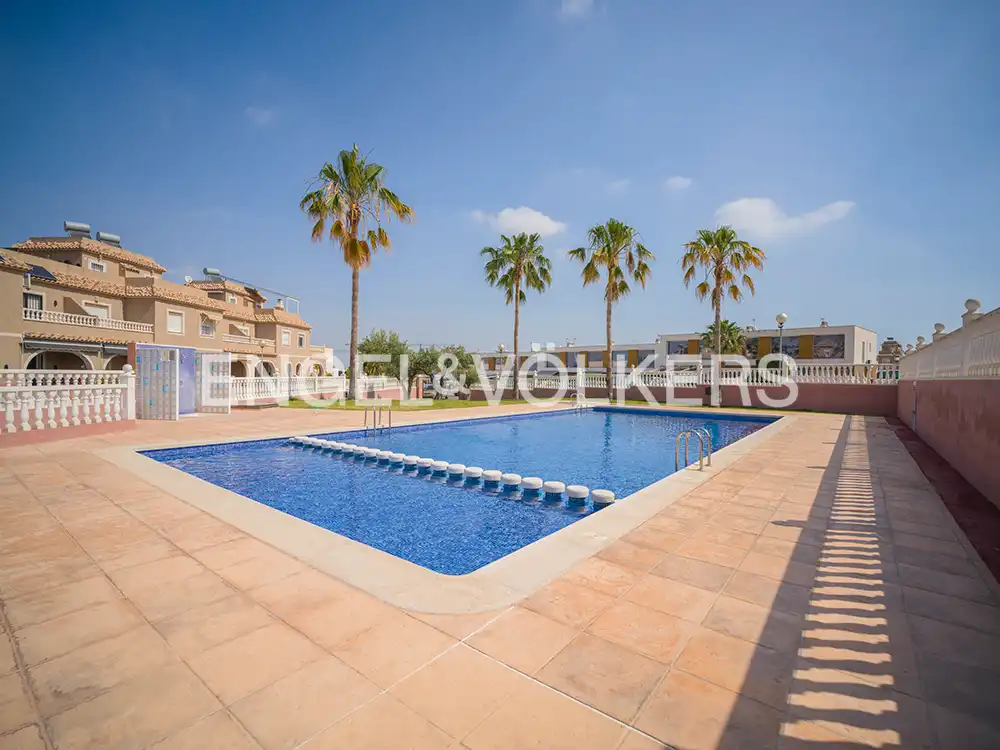Adossat amb piscina en venda a Carrer de Creta 80, imagen 16