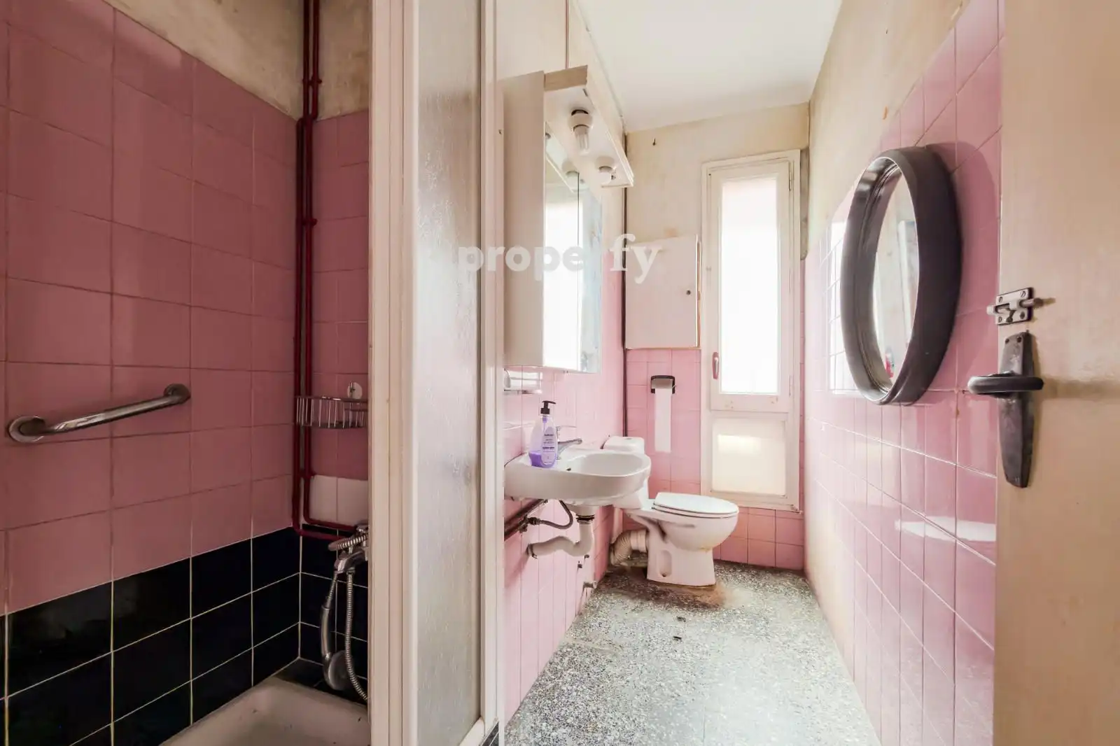 Baño de Piso en venta en Barcelona con Calefacción, Terraza y Balcón