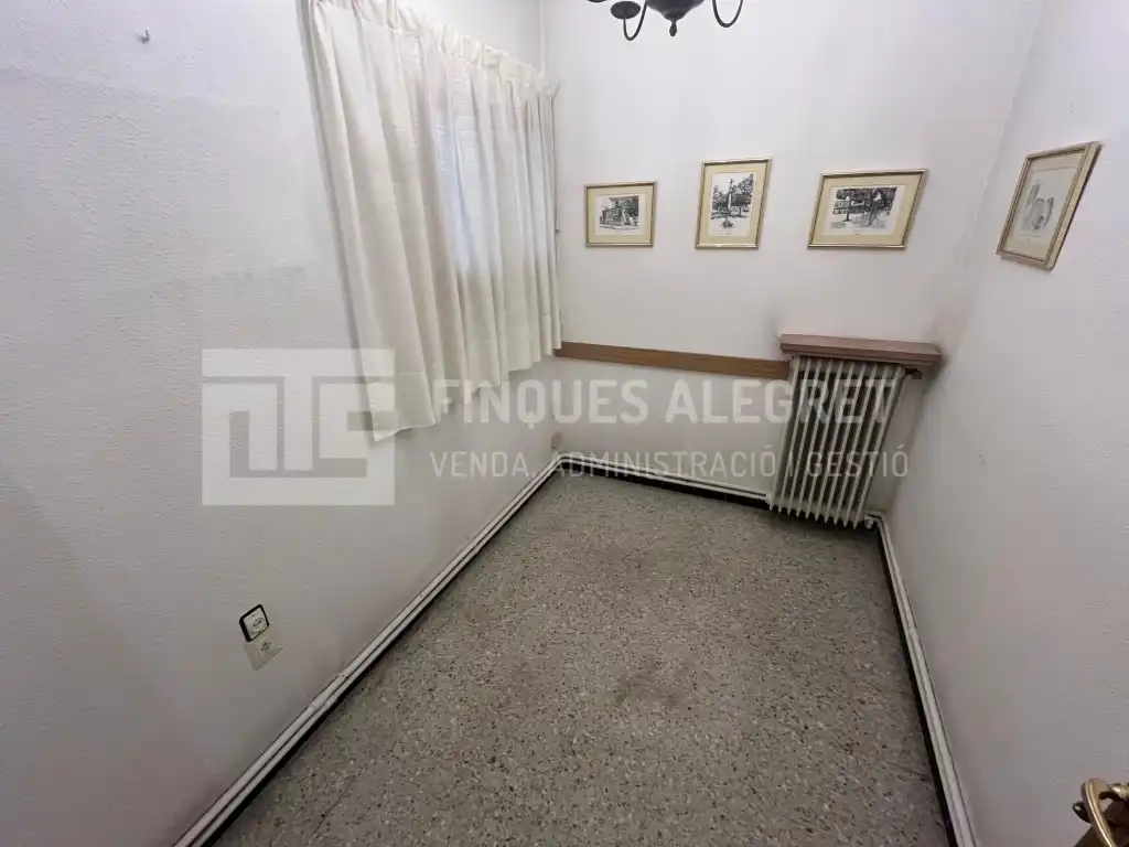Inmuebles singulares con ascensor en venta en Paseo Pare Manyanet, imagen 4