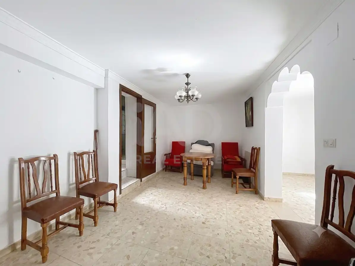 Wohnzimmer von Einfamilien-Reihenhaus zum Verkauf in Teba