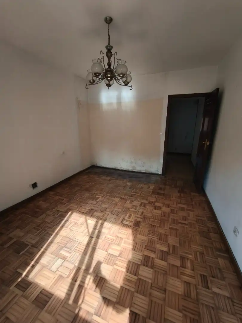 Apartments for sale in Santiago de Compostela   with Heating and Parquet flooring