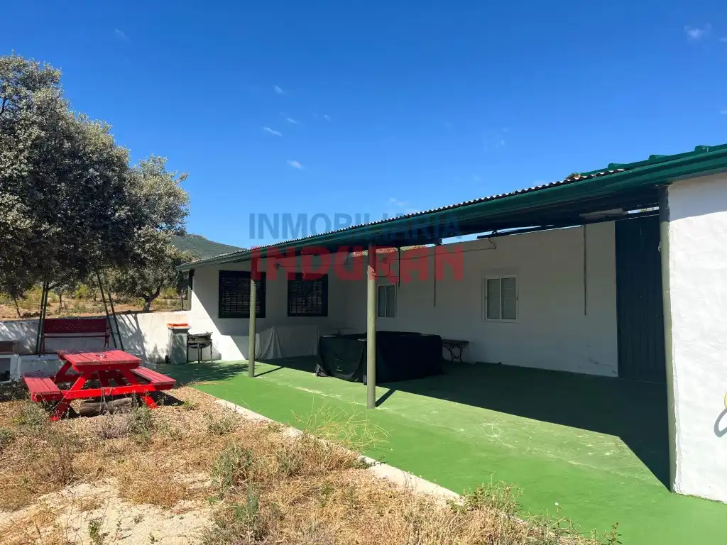 Vista exterior de Finca rústica en venda en Villar del Pedroso