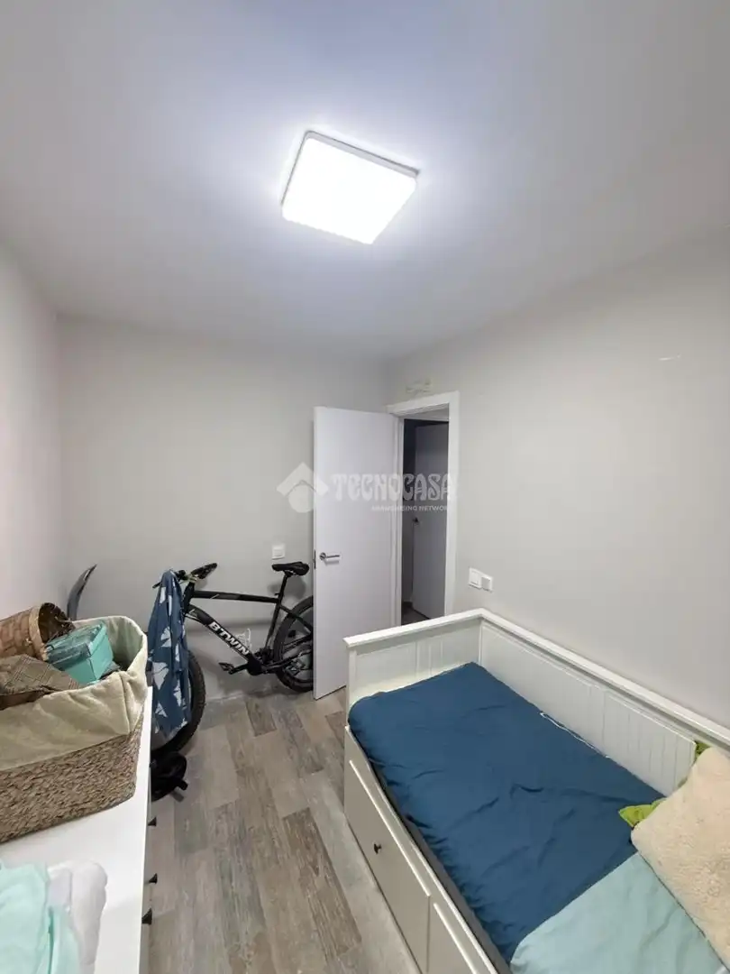 Appartamento con ascensore in vendita a Reyes, imagen 14