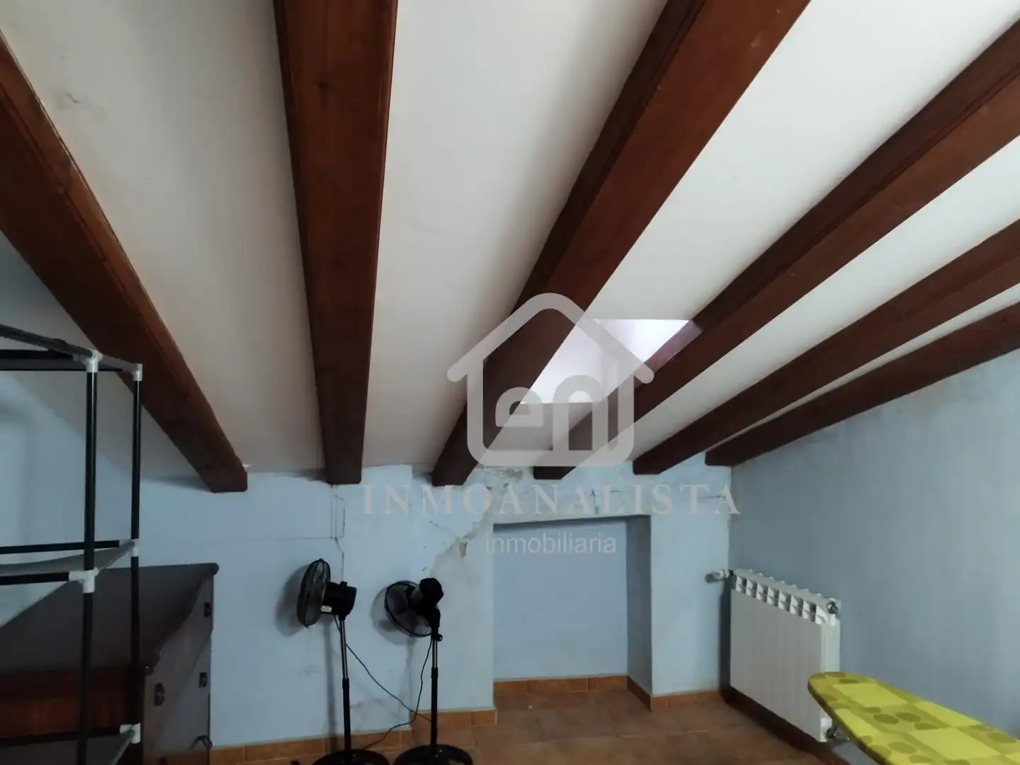 Gebäude zur Miete in Cortes de Pallás