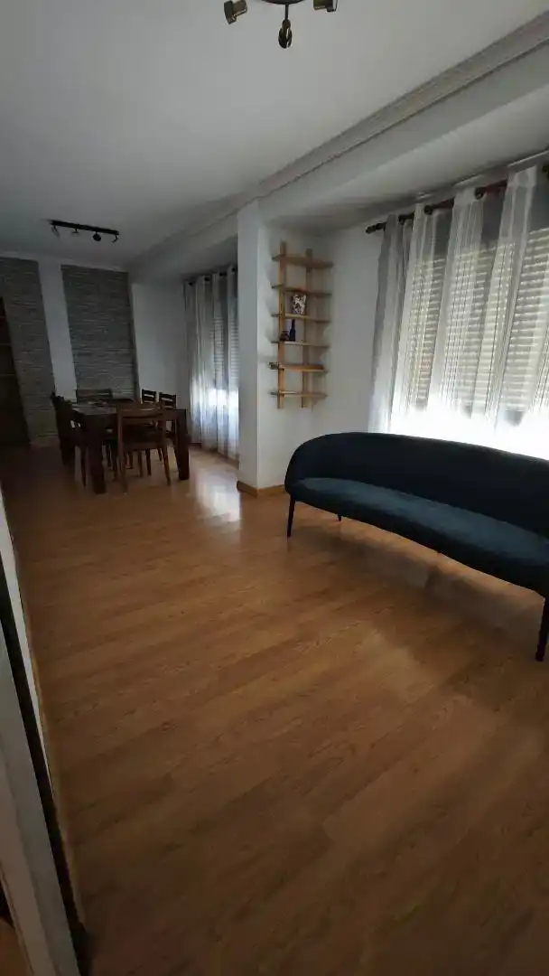 Sala de estar de Piso para compartir en Córdoba con Aire acondicionado, Parquet y Amueblado