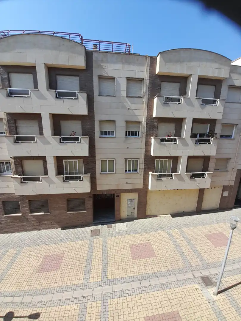 Vista exterior de Apartament en venda en Salamanca amb Calefacció, Parquet i Moblat