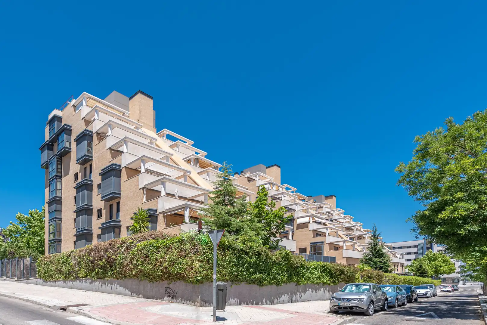 Vista exterior de Piso en venta en Madrid con Trastero