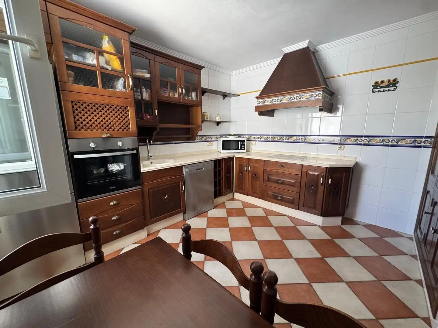 Cuina de Casa o xalet en venda en Punta Umbría amb Terrassa i Balcó