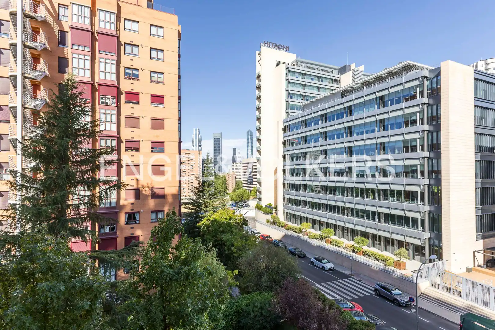 Außenansicht von Wohnung zur Miete in Madrid mit Klimaanlage, Heizung und Schwimmbad