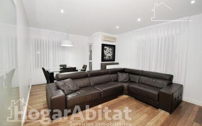 Living room of Flat for sale in Oliva  with Air Conditioner, Heating and Terrace