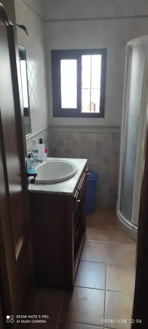 Baño de Planta baja en venta en Barbate con Aire acondicionado, Amueblado y Horno